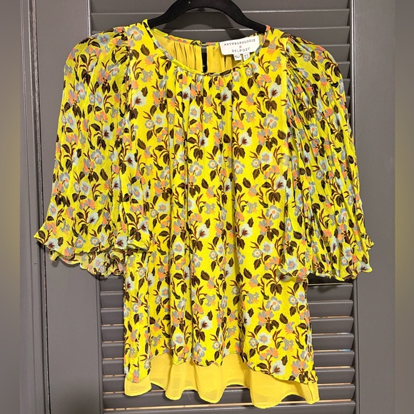 Anthropologie Tops - Anthropologie x DELPOZO Bright Yellow Floral Pleated Sleeve Blouse